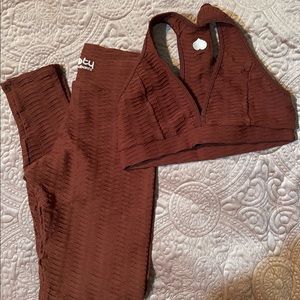Booty By Brabants brown leggings set sports bra and leggings